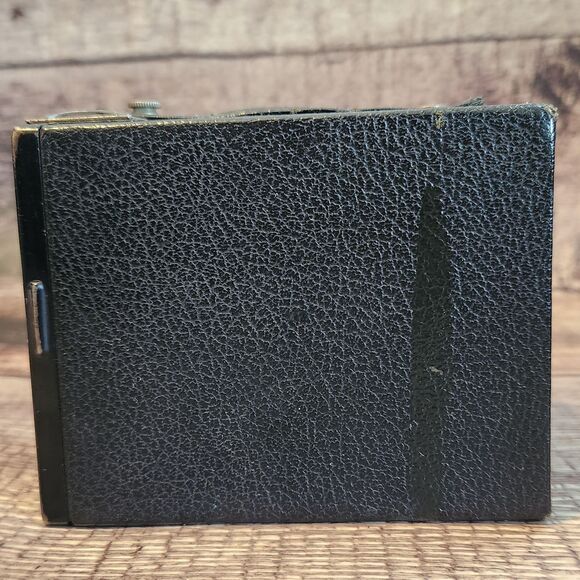 Eastman Kodak Six-20 Target Brownie Camera Art Deco Office Shelf Decor Untested - Picture 5 of 7